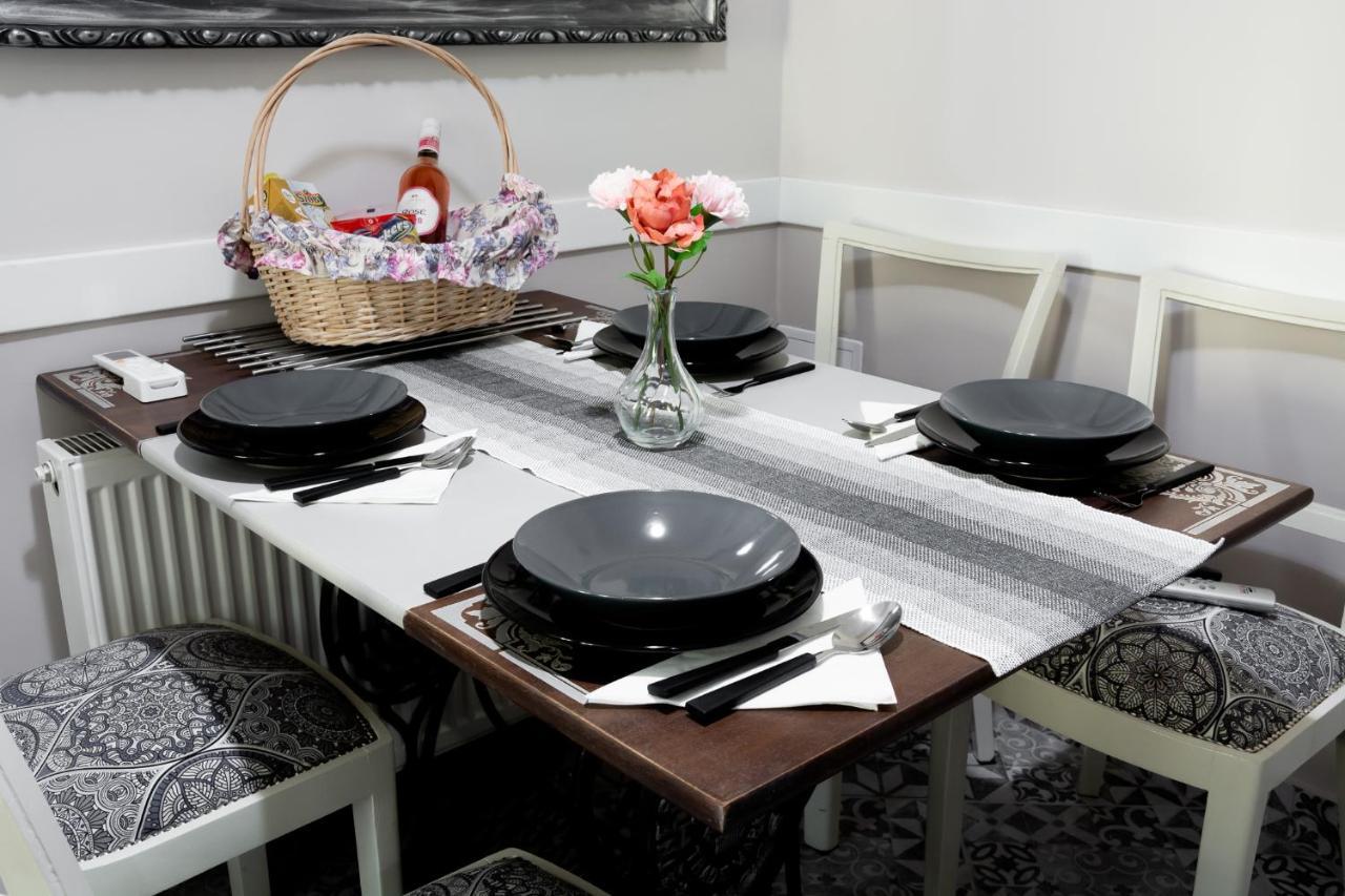 Ekszerdoboz Apartman Eger Apartment Bagian luar foto