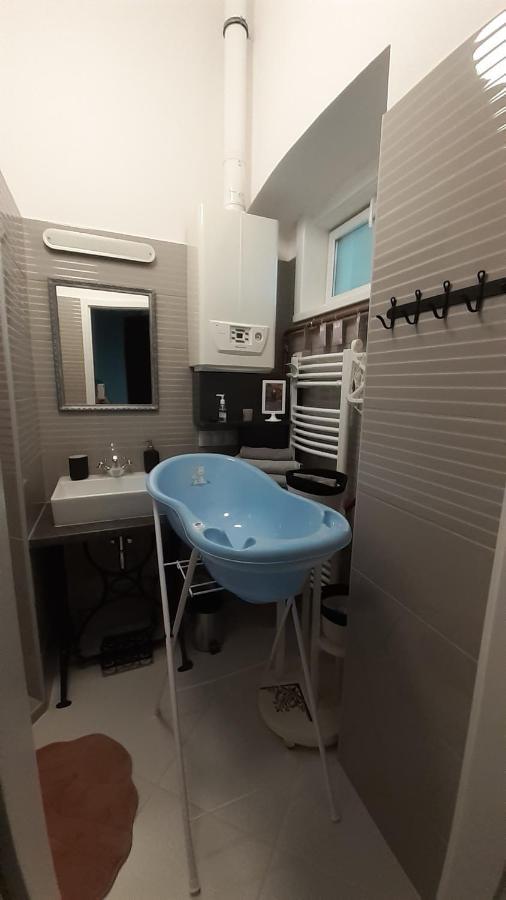 Ekszerdoboz Apartman Eger Apartment Bagian luar foto